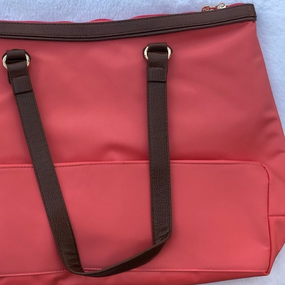 NWT Coral Tote Faux Leather Straps Gold Hardware - Picture 8 of 8
